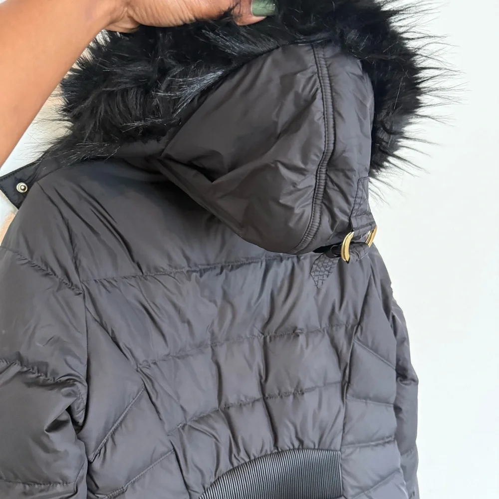Women’s Cole Haan Black Puffer Coat Knee Length Hooded Size Medium Down Fill - Picture 7 of 7